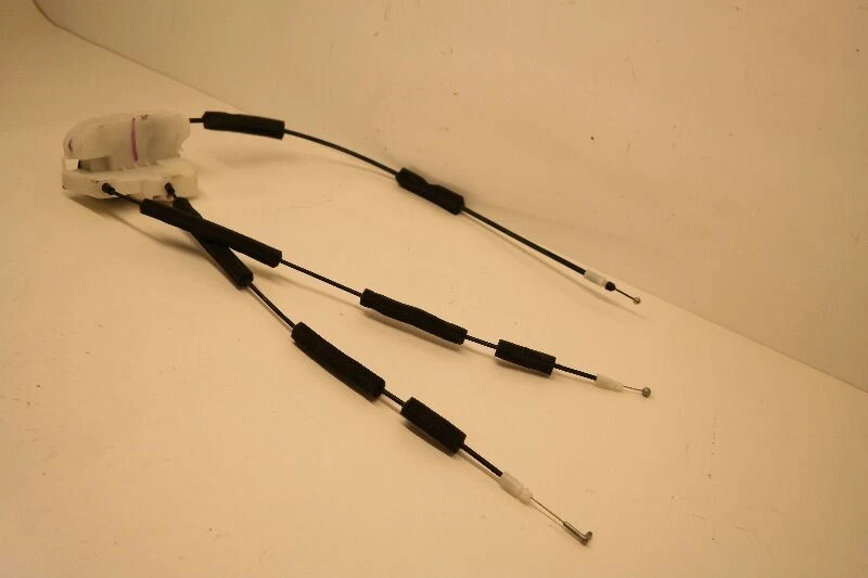 Atuador de trava traseira esquerda Toyota Tundra 07-19  - Imagem 3 de 4