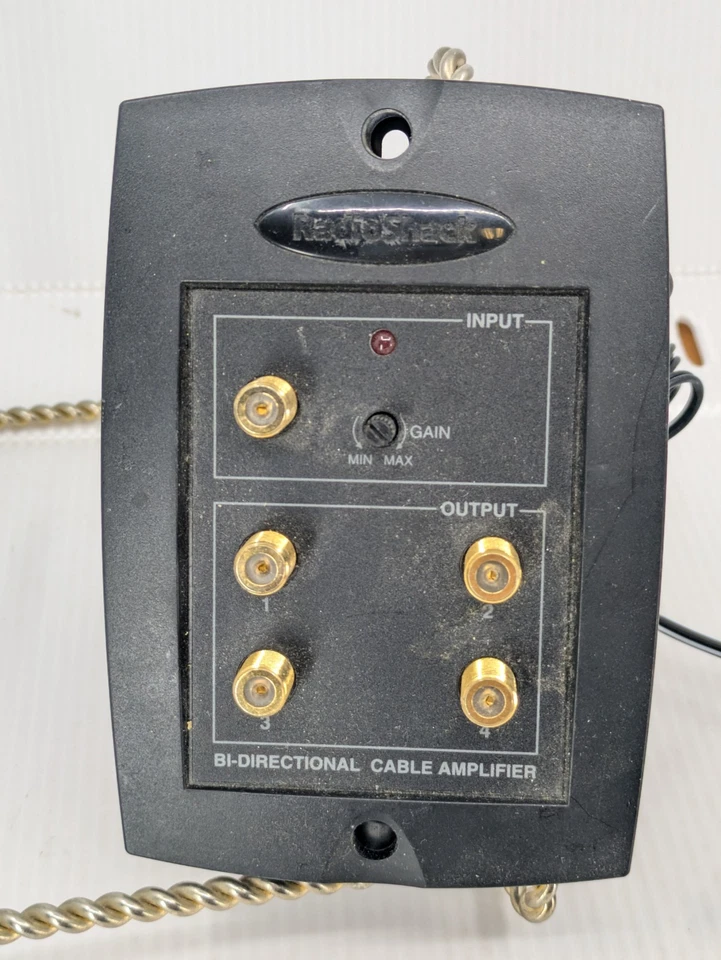 Bi-directional Cable TV Amplifier | RadioShack | CAT. 15-2506 12VDC 100mA | OEM - Image 2 of 4