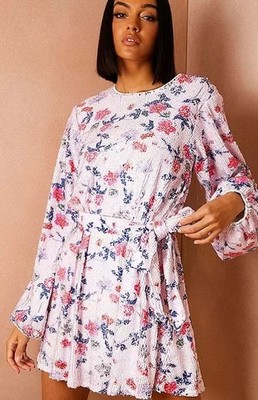 IN THE STYLE Lorna Luxe Floral Sequin Mini Dress in White UK20 Plus (fmn26-24)