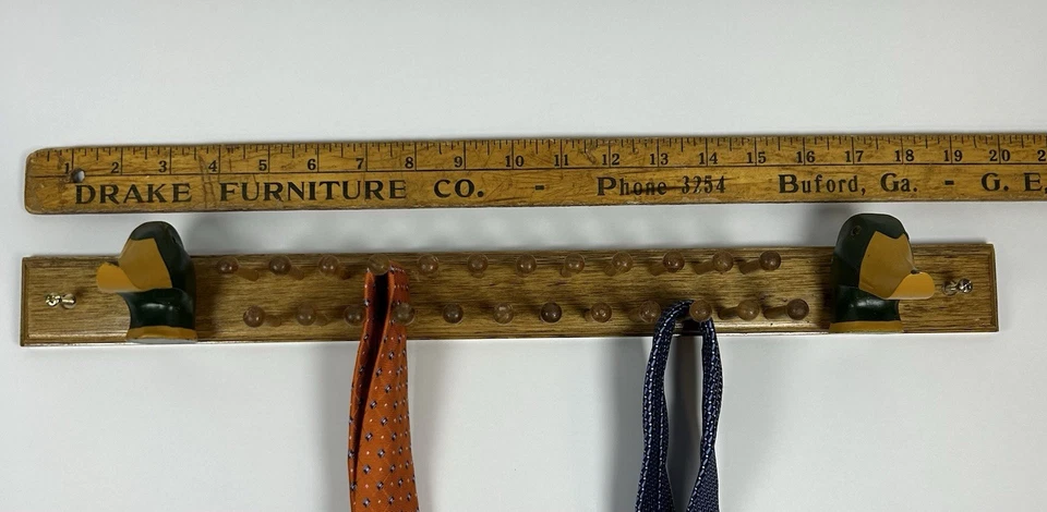 VINTAGE RACK DE GRAVATA DE CABEÇA DE PATO DE MADEIRA, RACK DE GRAVATA DE PATO PATO PATO PATO PATO PATO PATO. - Imagem 4 de 4