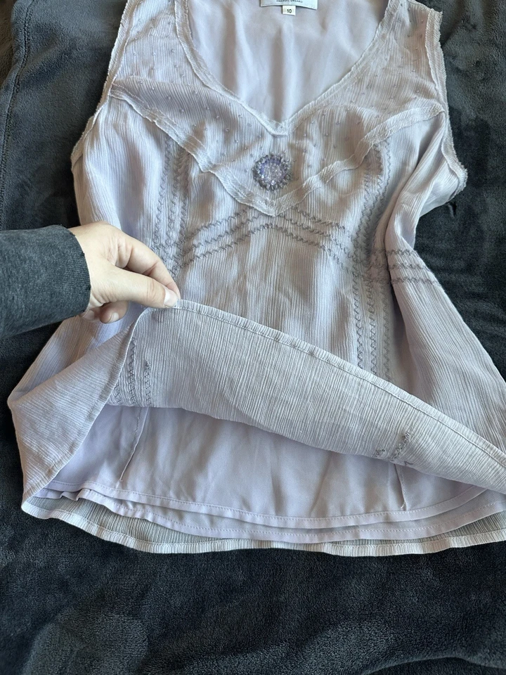 Camiseta sin mangas vintage Emanuel Ungaro lavanda seda cuentas bordado lentejuelas talla 10 Foto 3 de 4