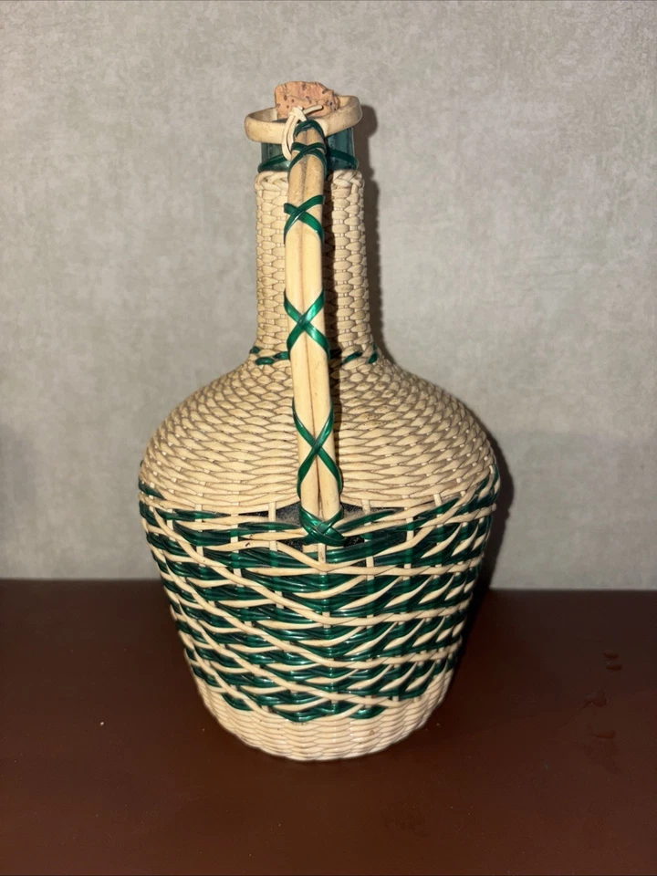 Botella de cristal vintage MCM 1960-70 Viresa España Scoubidou con plástico mimbre Foto 4 de 4