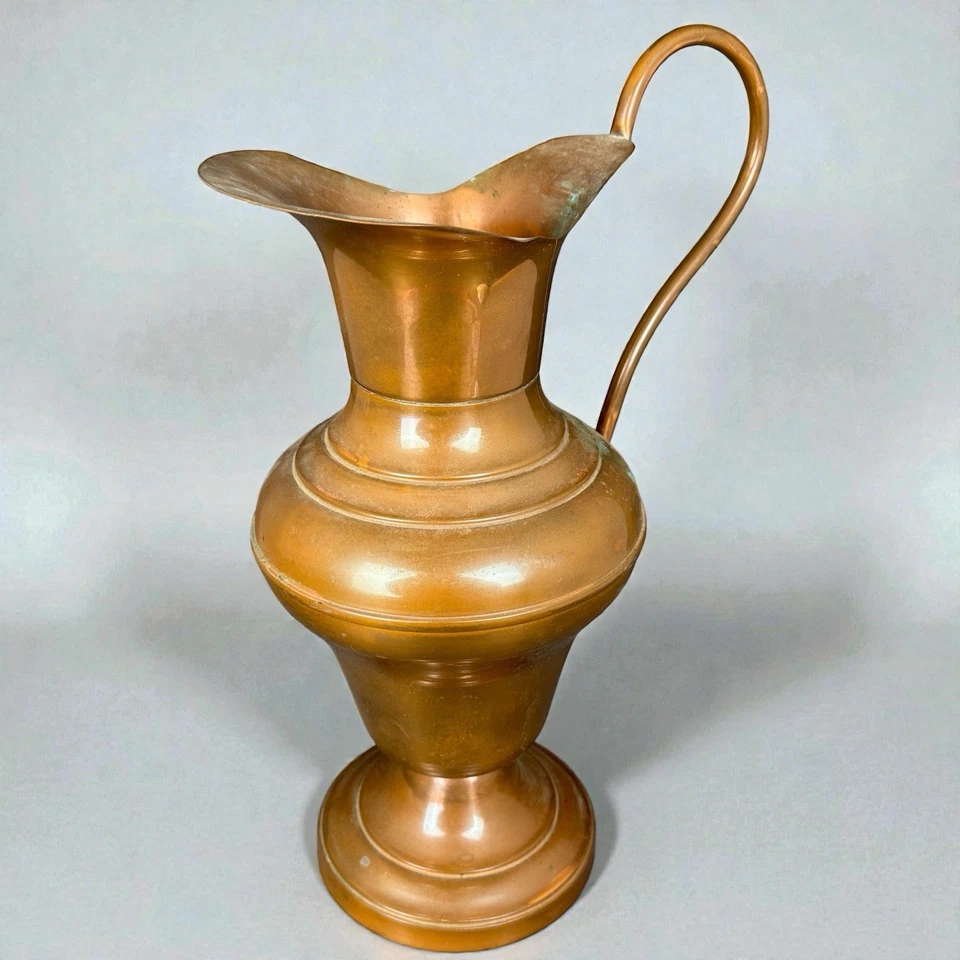 Ancienne cruche pichet cuivre Villedieu CG marque déposée - Photo 1/4