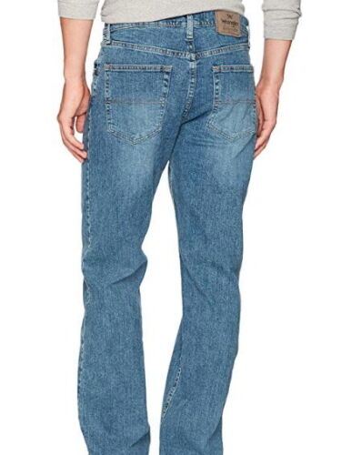 Men's Wrangler Authentics Classic 5-Pocket Regular Fit Jean with Flex - Picture 10 of 17