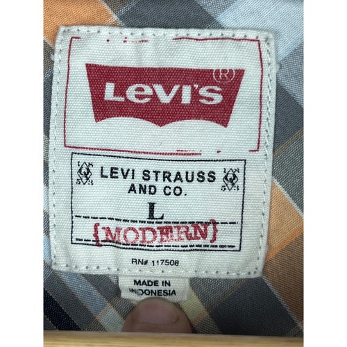 Levi’s Plaid Casual Short Sleeve Button Up- Size Large - Picture 7 of 11