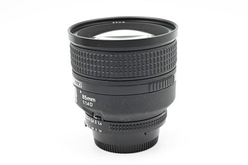 Nikon Nikkor AF 85mm f1.4 D IF Lens #095 - Picture 3 of 7