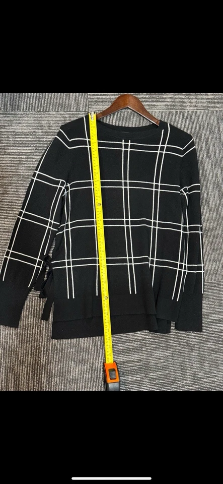 Halogen Sweater Women's 100% Cashmere Side-Tie Pullover Size 1X Flawless EUC - Image 4 of 4