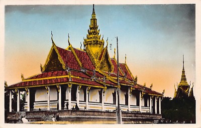 Vietnam - SOC-TRANG - The Bell Towers of a Cambodian Pagoda in Beng-Angsa - Publ