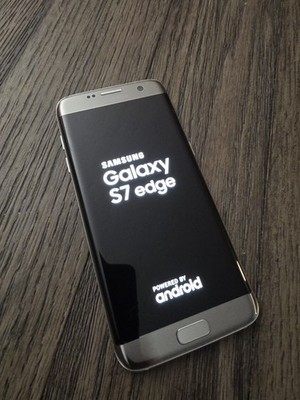 Samsung Galaxy S7 Edge G935F/DS 32GB DUAL SIM Unlocked SmartPhone GOOD GOLD US