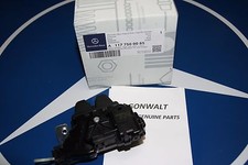 Mercedes Benz CLA  CLA250 CLA45 AMG Rear Door Trunk Lock Actuator OE 1177500085