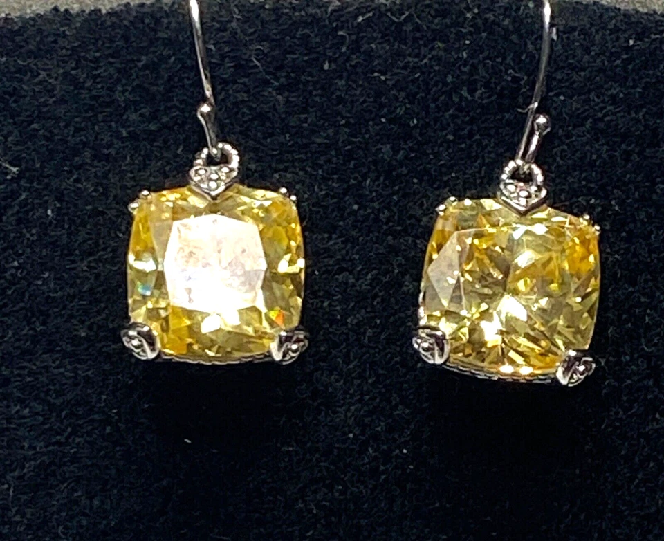 Lindos brincos pendurados de prata esterlina com cristal canário amarelo Judith Ripka - Imagem 3 de 4