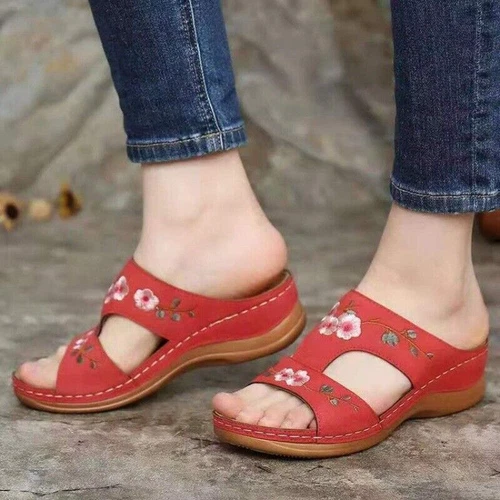 Womens Wedge Heel Slip On Sandals Flower Beach Ladies Walking Mules Shoes Summer - Picture 8 of 18