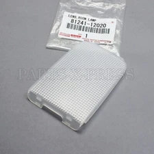 81241-12020 OEM GENUINE TOYOTA SCION LEXUS IS300 INTERIOR ROOF DOME LIGHT LENS