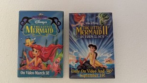 2 Movie Promotional Pin On Buttons Badge DVD Walt Disney Little Mermaid 1 & 2