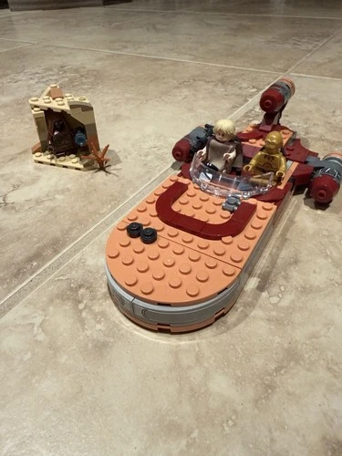 LEGO Star Wars Luke Skywalker's Landspeeder 75271 Set 236 Pieces w/ Minifigures