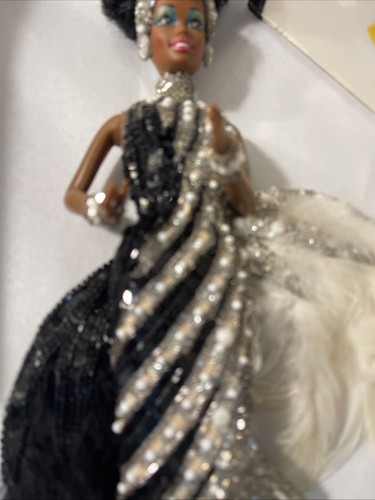 Bob Mackie Starlight Splendor Barbie Doll w/ Gold Barbie Doll Display Case 1990 - Picture 6 of 14