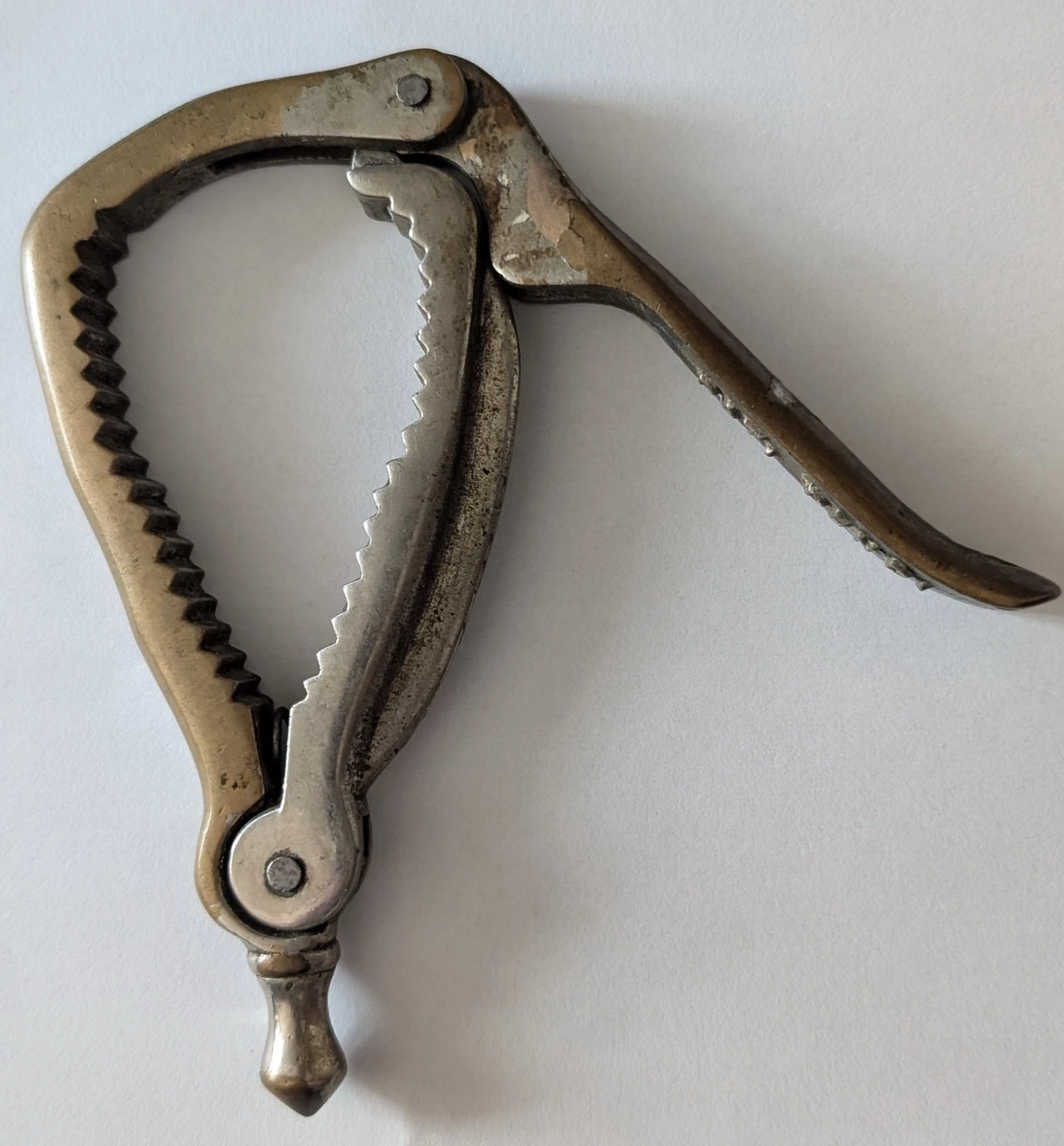 Antique Nutcracker Zifferer Nut Cracker Pat No. 1,626,,905 MARCH 3, 1927
