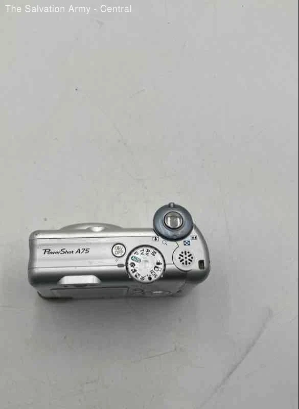 Canon PowerShot A75 Silver 3x Zoom 3.2 Megapixel Digital Camera - Image 4 of 4