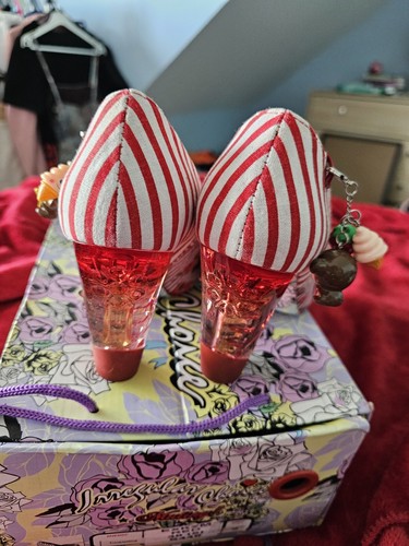 Irregular Choice Zapatos Trinkletina Rojo Perspex Tacón Zapatos Talla 5 38 UK - Imagen 7 de 8