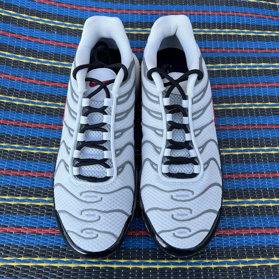 Nike Air Max Plus Photon Dust Particle Grey DM0032-002 Size 8 Men - Image 4 of 4