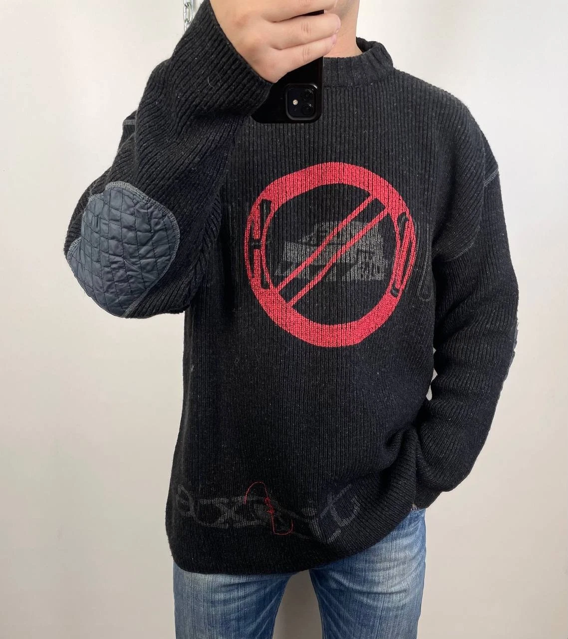 Axxit streetwear fashion 'Active Radiation' vintage 90's men's sweater Large