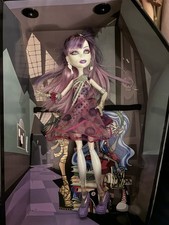 Monster High Spectra Vondergeist G1 Dot Dead Gorgeous Complete Doll 2010