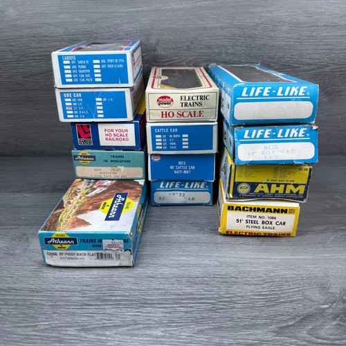 HO EMPTY Train Boxes Lot of 13 Trains 13 Athearn Life-Like Model Power AHM EMPTY - Picture 2 of 13