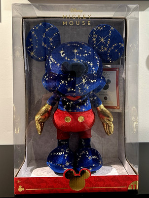 Disney-Mickey Mouse: Year of the Mouse Collectors Special Edition #11 (November)