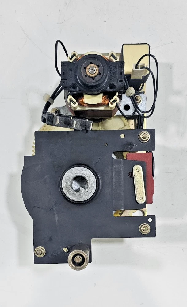 MERLIN GERIN 685764 Used Working Breaker Accessories Motor Mechanism