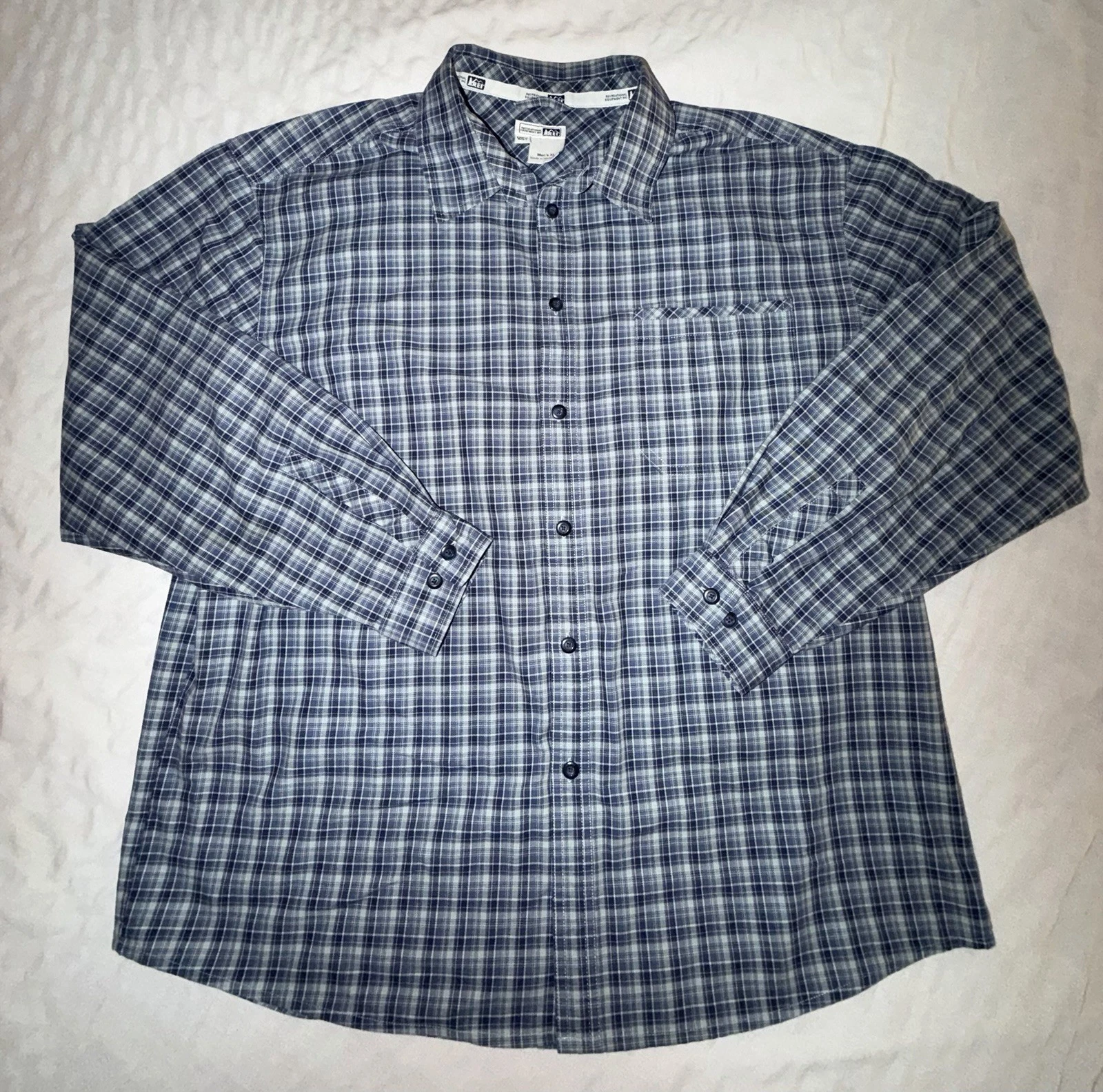 Rei Coop Hiking Shirt Mens XL Blue Plaid Button Up Outdoor Long Sleeve UPF 50