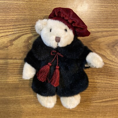 Russ  Sasha   Bear 7 in.  dressed in black fur coat  burgundy Vintage retired