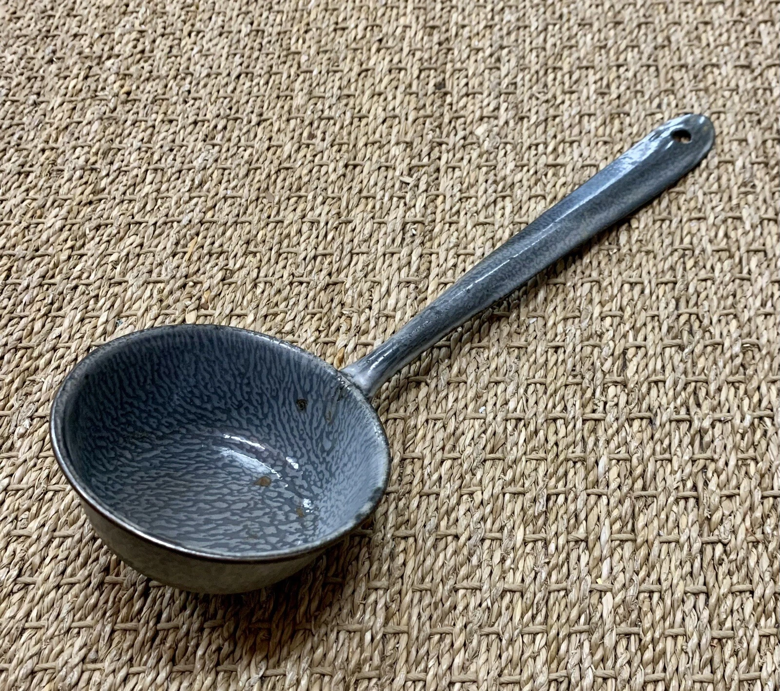 Vintage Hanging Gray Speckled Enamelware Ladle/Dipper 13”x4.5”