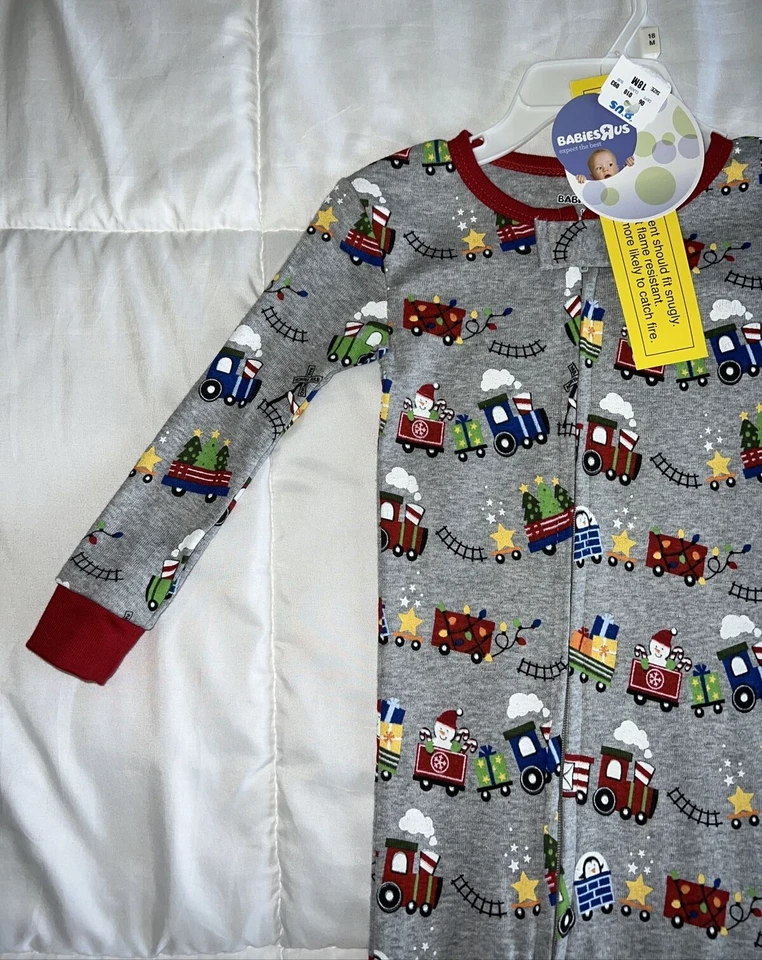 Nuevo con etiquetas Pijama de Navidad Babies R Us Género Neutro Cremallera Pies Talla 18 meses Foto 2 de 4