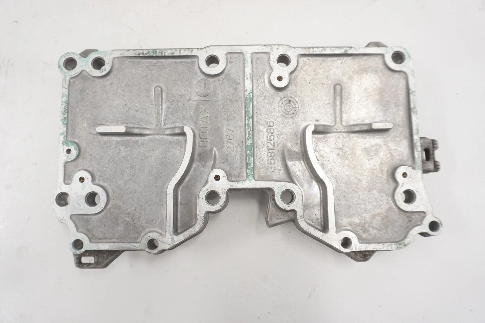 2017-2018 GEN 4 Ski-Doo MXZ 850 E-TEC OEM Engine Motor Crank Case Support Plate