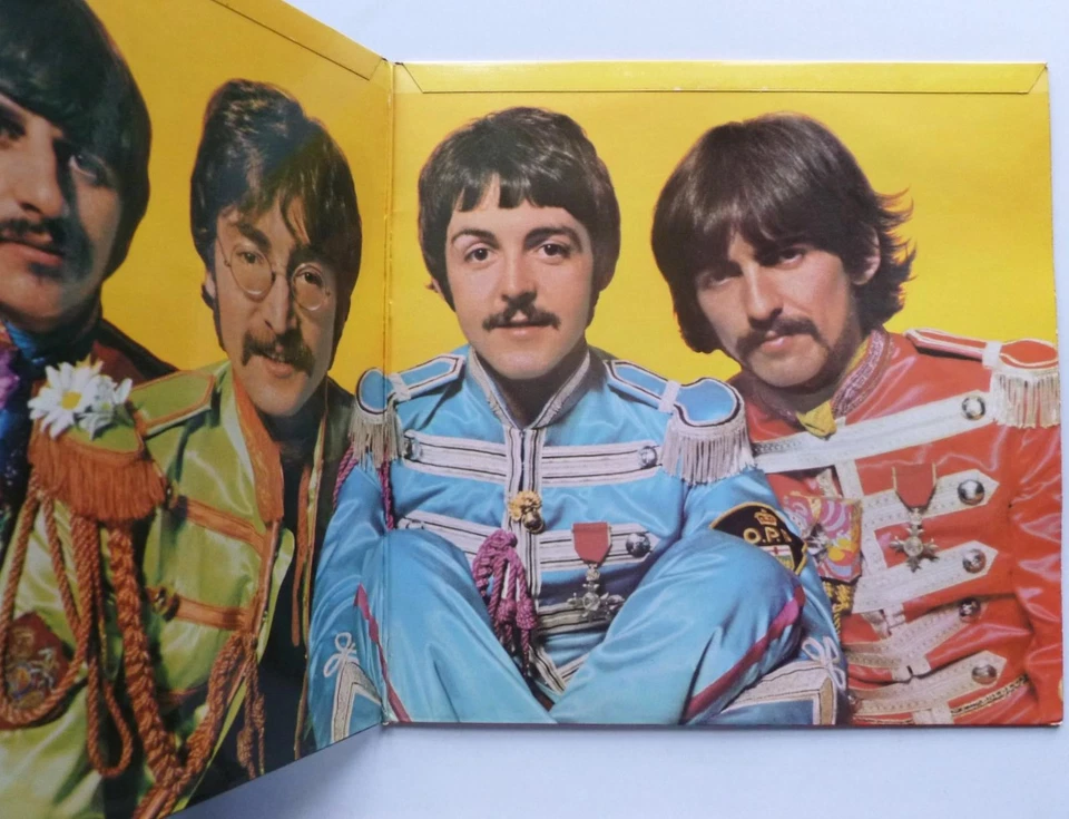 The Beatles Sgt. Pepper's Lonely Hearts Club Band · Lp · 19, photo 2 of 5