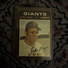 Vintage Willie Mays Baseball Card Timeline: 1951-1974 140
