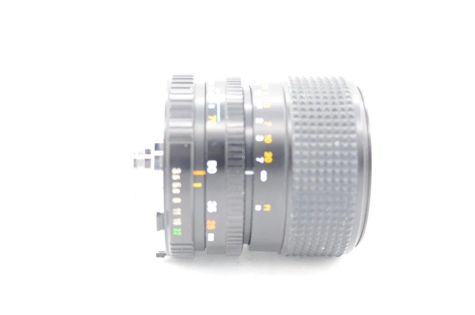 Minolta 28-70mm F/3.5-4.8 Macro 2-Touch MD Mount Manual Focus Lens {55} - Image 2 of 4