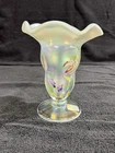 Beautiful 2005 FENTON #186 Family Signature Series 7" French Opalescent Vase