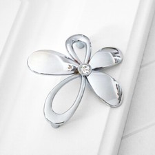 Flower Crystal Dresser Drawer Pulls Handles Kitchen Cabinet Knobs Chrome Silver