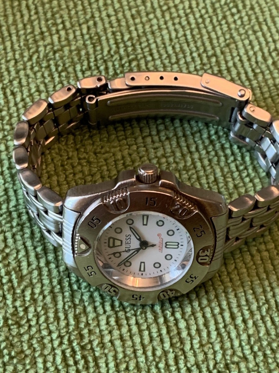 Guess Indiglo Watch Philippines Movt‎ Water Resistant Vintage 90\'s Guess | Accessories | Guess Indiglo Watch Philippines Movt  main image 4