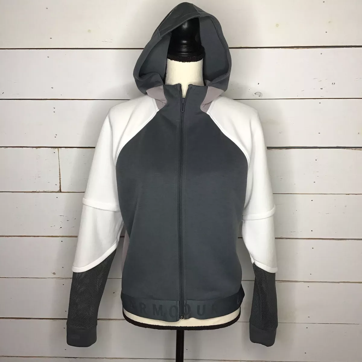 Under armour unstoppable move jacket hotsell