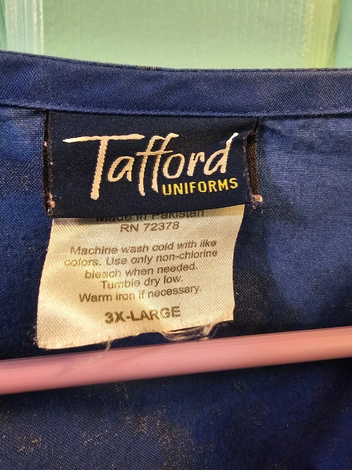 TAFFORD Women’s Holiday Blue with Silver Reindeer Print Cotton Scrub Top 3XL - Image 3 of 3