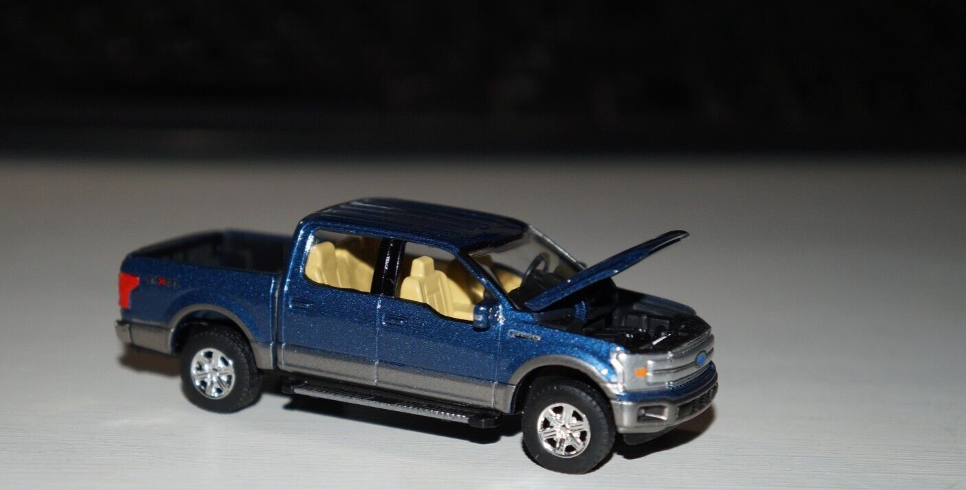 2019 Ford F-150 Lariat Blue Jean 1/64 Diecast Model by Auto World