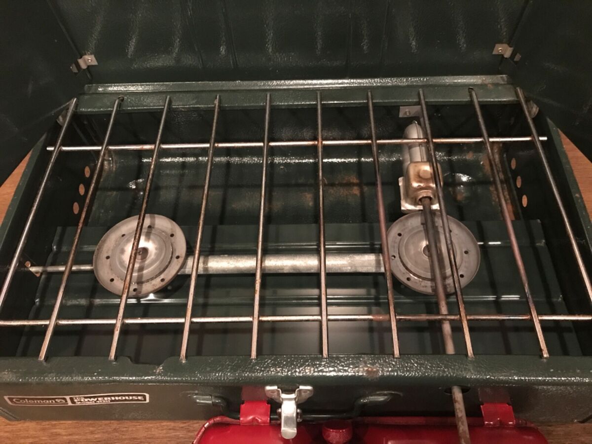 Vintage 08/93 Coleman The Powerhouse Model 413H 2-Burner Vintage 08/93 Coleman The Powerhouse Model 413H 2-Burner