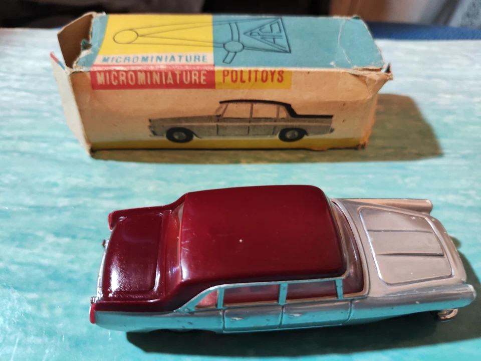 Lancia Flaminia berlina Politoys APS 1.41 colore raro 1a serie 1.41 Art. 33 - Immagine 2 di 4