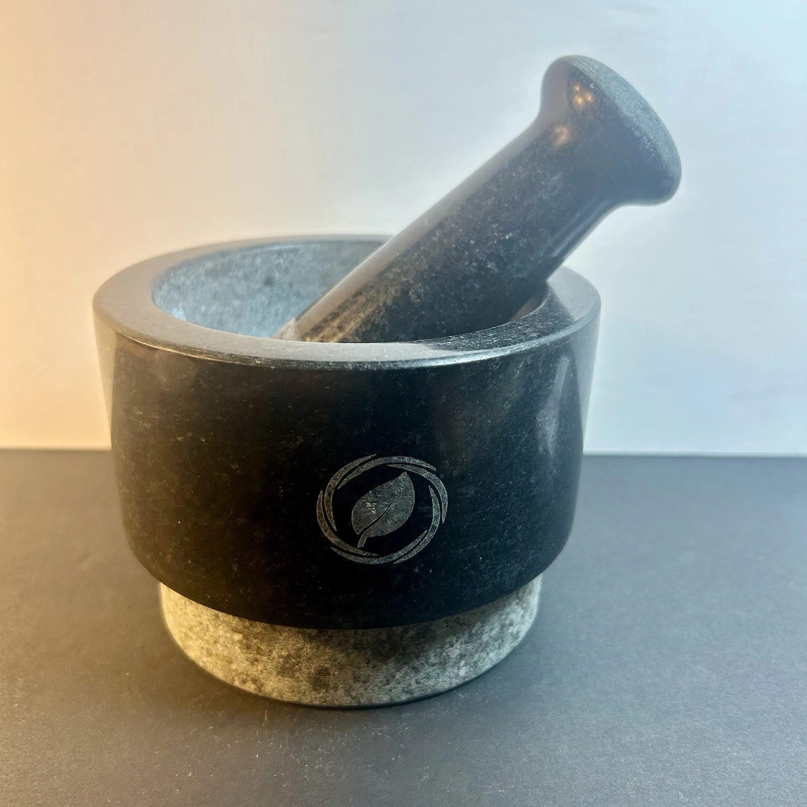 Laevo cook Mortar and Pestle Set Large | Black Granite | 2 sided | Unused