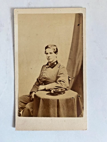 CDV of George James Thompson, Capt. Mass 2nd Infantry