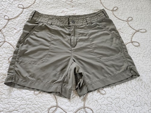 Columbia Packable Titanium Shorts Women Size 12 Olive Green