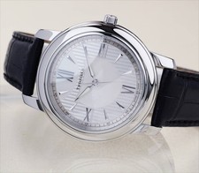 TIFFANY & Co. Mark Silver White Shell Roman 37mm Men's watch Authentic