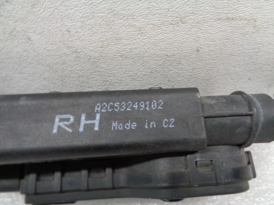 Lavadora de faros derecho Volvo XC60 2010 30784322 OEM AK250694 Foto 4 de 4